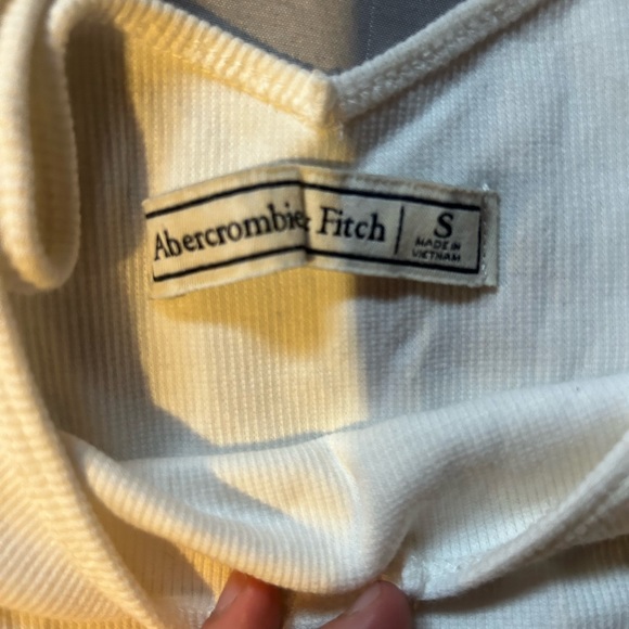 White Slightly Cropped Top - Picture 1 of 3